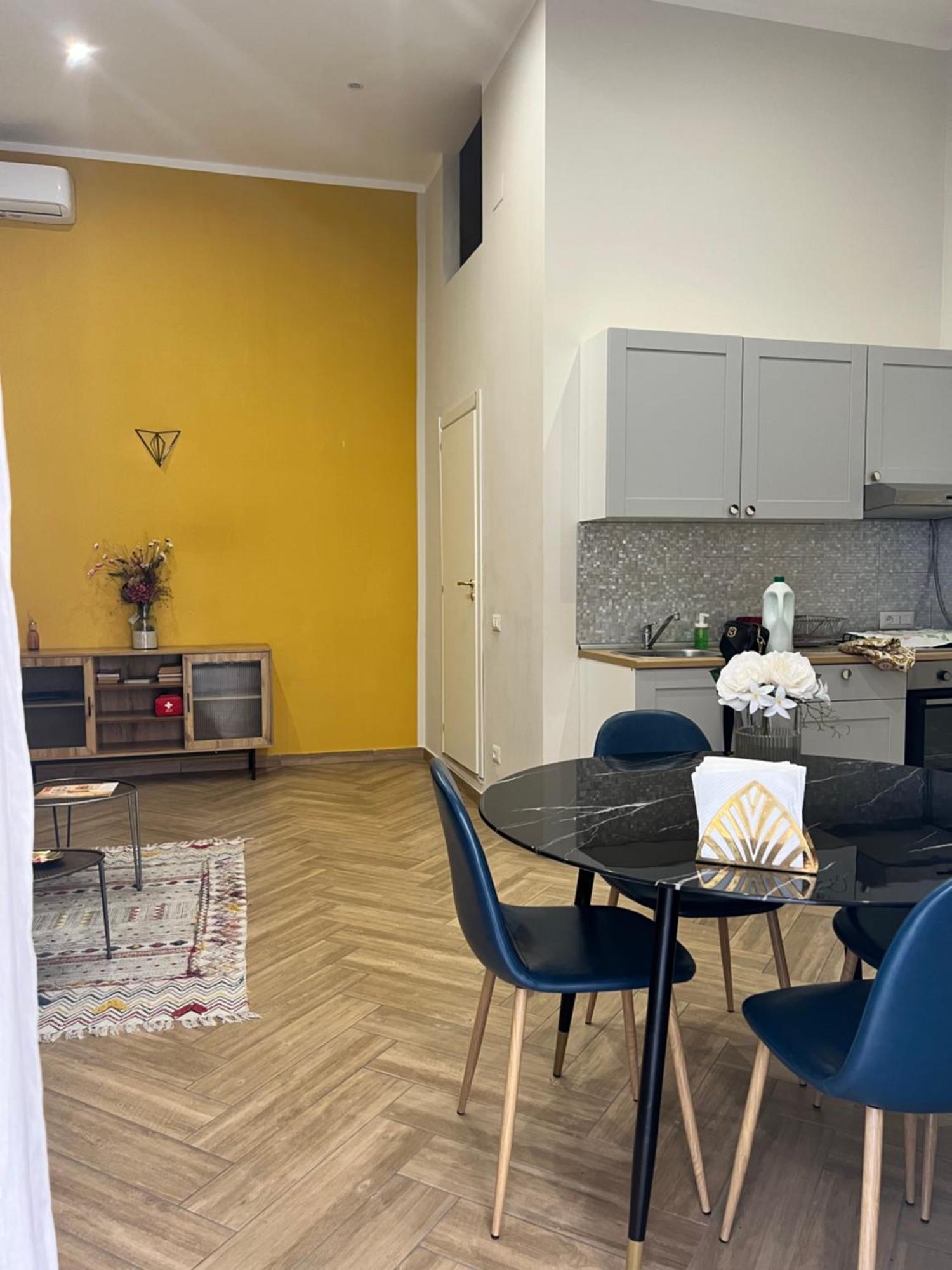 Scio' Apartment-Centro Storico- Napoli Eksteriør bilde