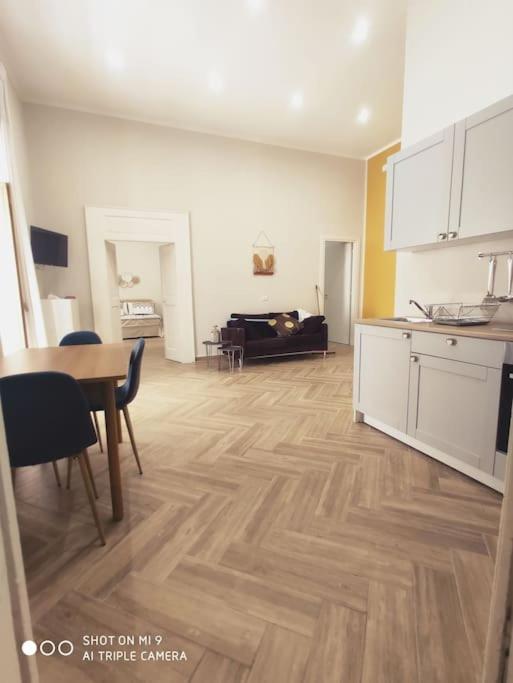 Scio' Apartment-Centro Storico- Napoli Eksteriør bilde